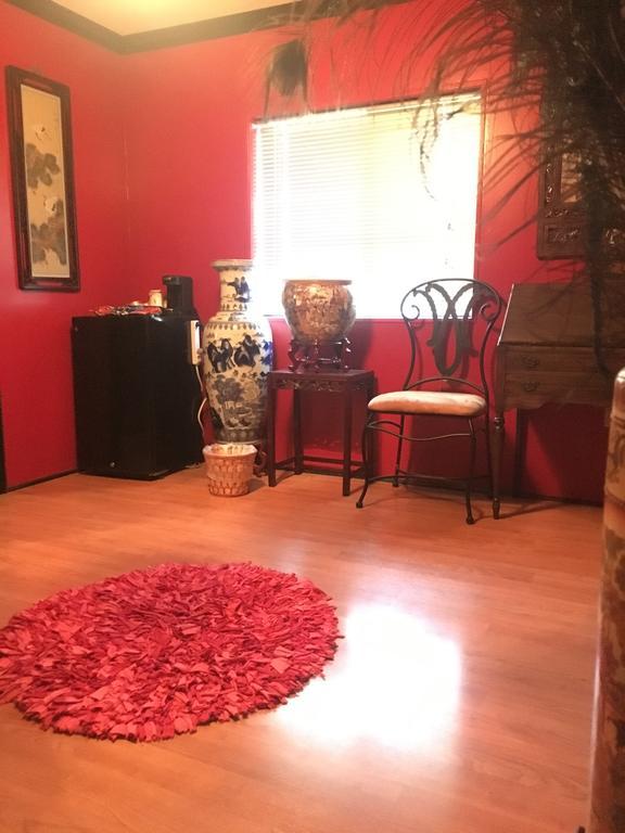 Shady Lady Bed And Breakfast Scottys Junction Экстерьер фото